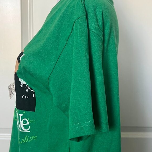 NWT Home Alone Short Sleeve Christmas Holiday Shirt Size Large NEW - Picture 8 of 11